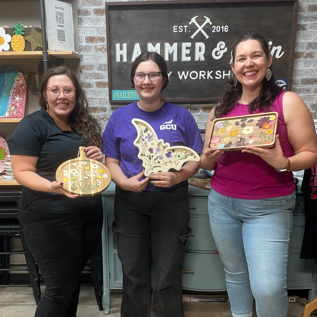 Pressed Flowers Resin Boards (Friday, October 24th @ 6pm)