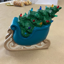 Holiday Ceramics 2025 (Thursday, October 30th @ 6pm)