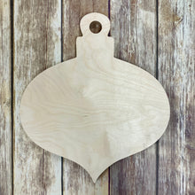 Holiday Charcuterie & Resin Pouring Workshop (Tuesday, December 19th @ 6pm)