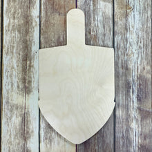 Holiday Charcuterie & Resin Pouring Workshop (Tuesday, December 19th @ 6pm)