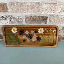 Pressed Flowers Resin Boards - Open Pour Workshop (Saturday, January 3rd @ 1pm)