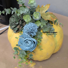 Floral Pumpkins Workshop (Sunday, September 6th @ 1pm)